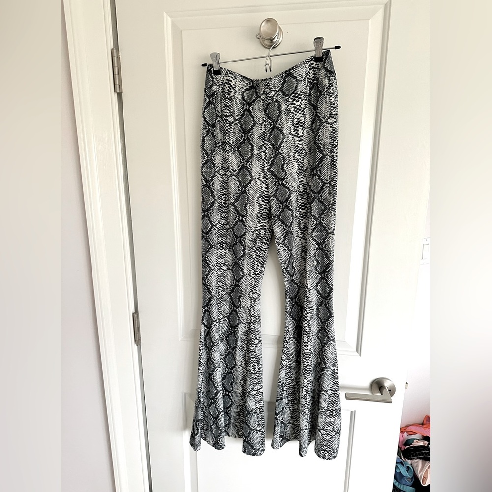 Entro Flare Black and White Snake Skin Pants High Waisted